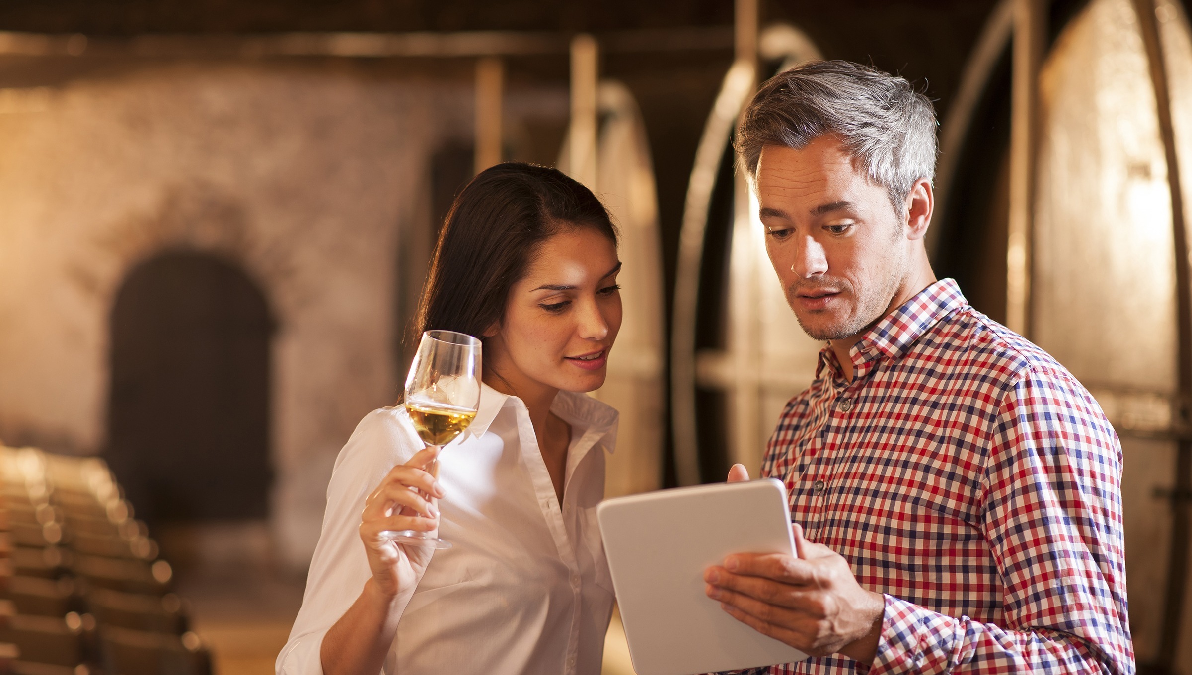 people tasting wine 