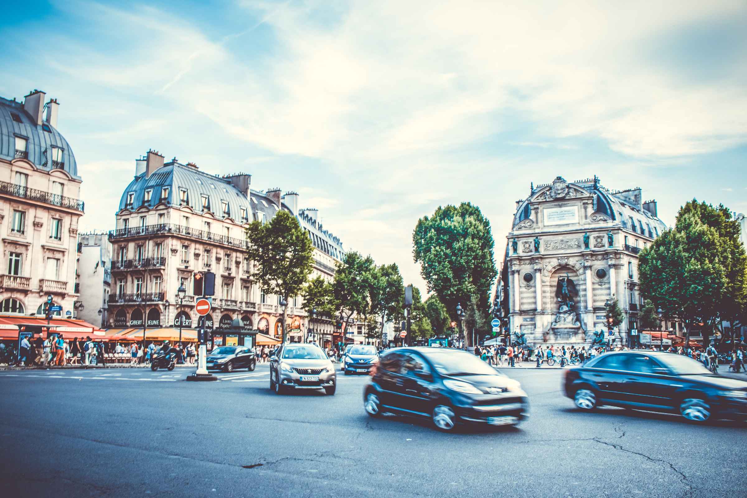 traffic in paris