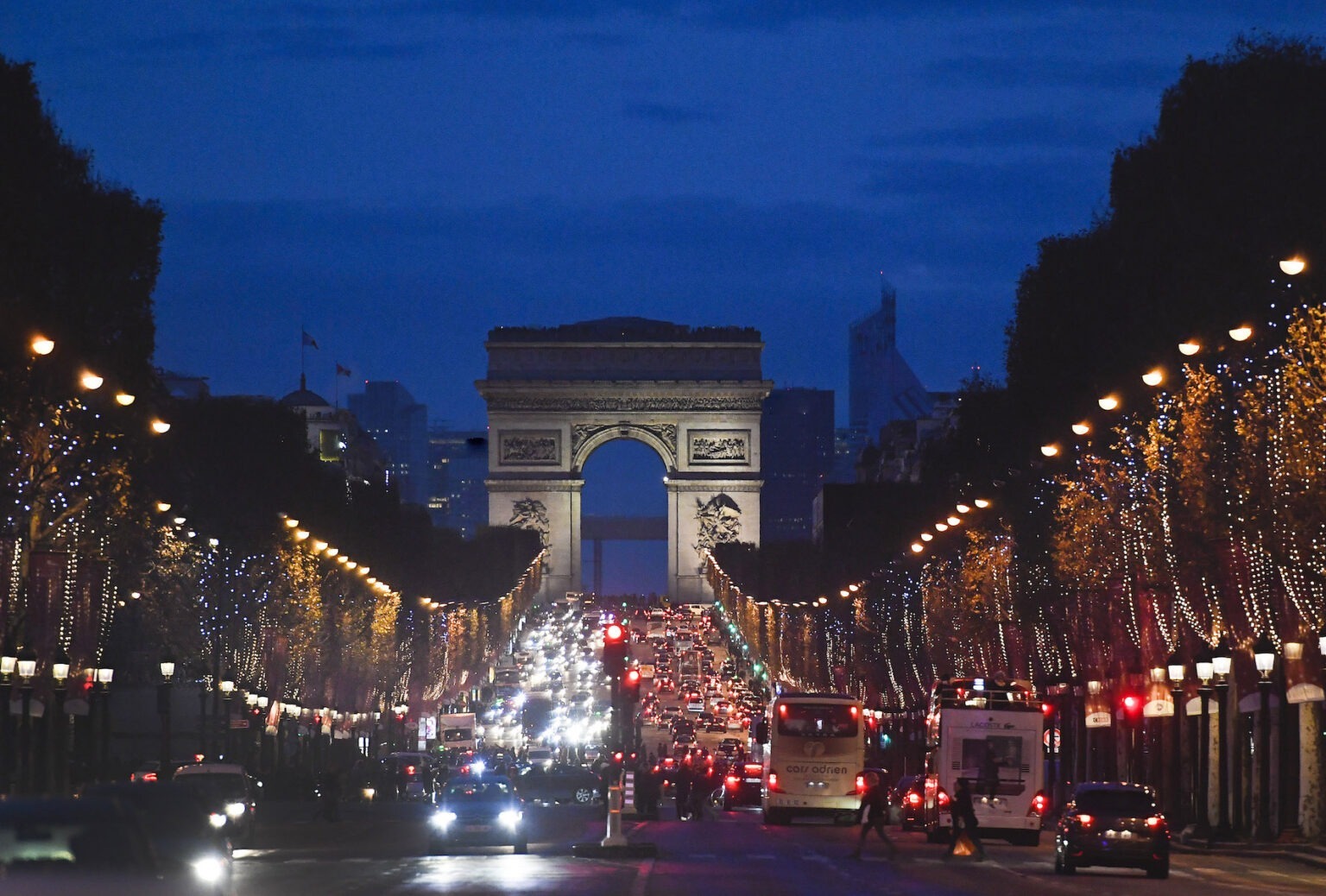 french-new-year-traditions-and-celebrations-french-side-travel