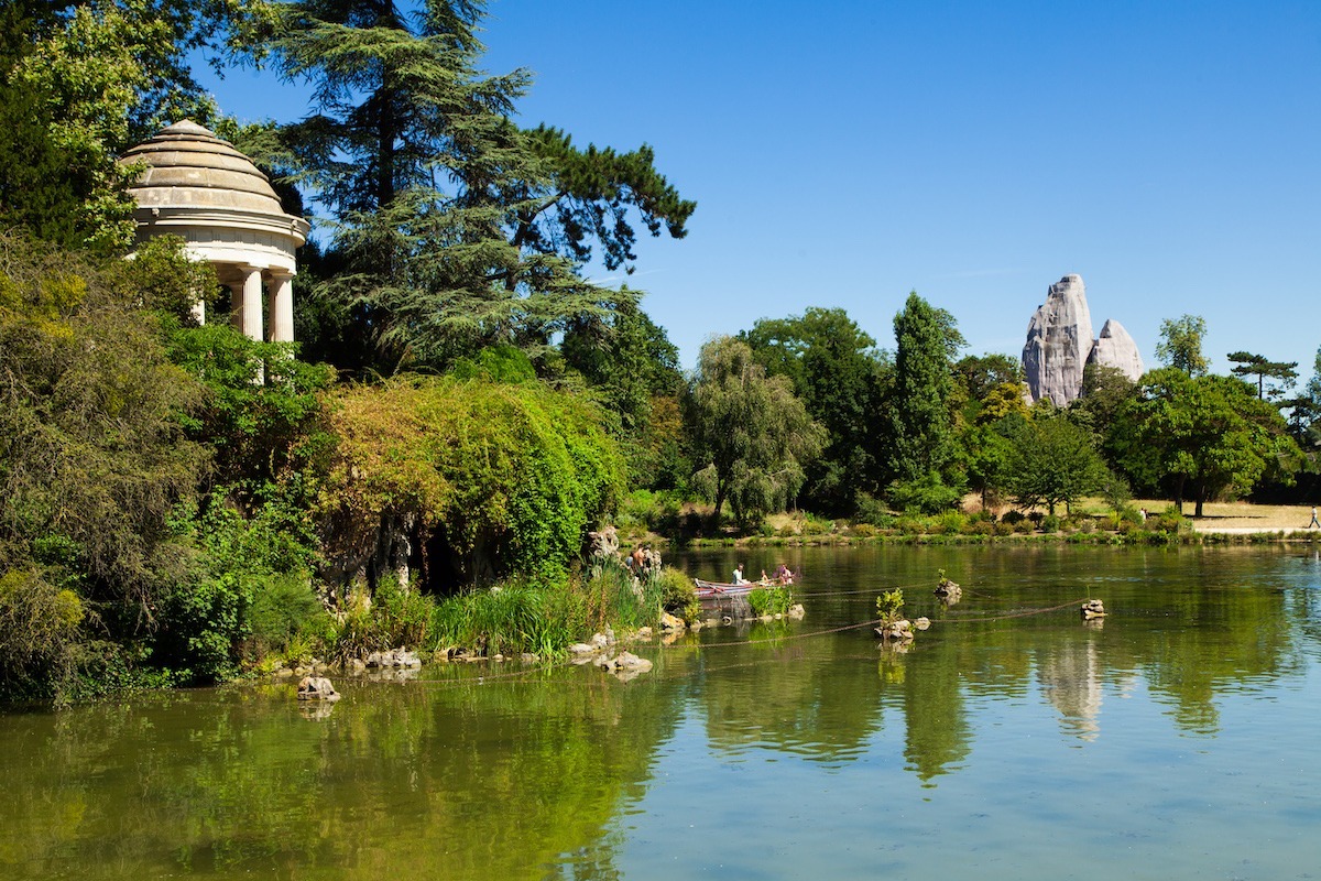 spring in paris beautiful parks and gardens to visit
