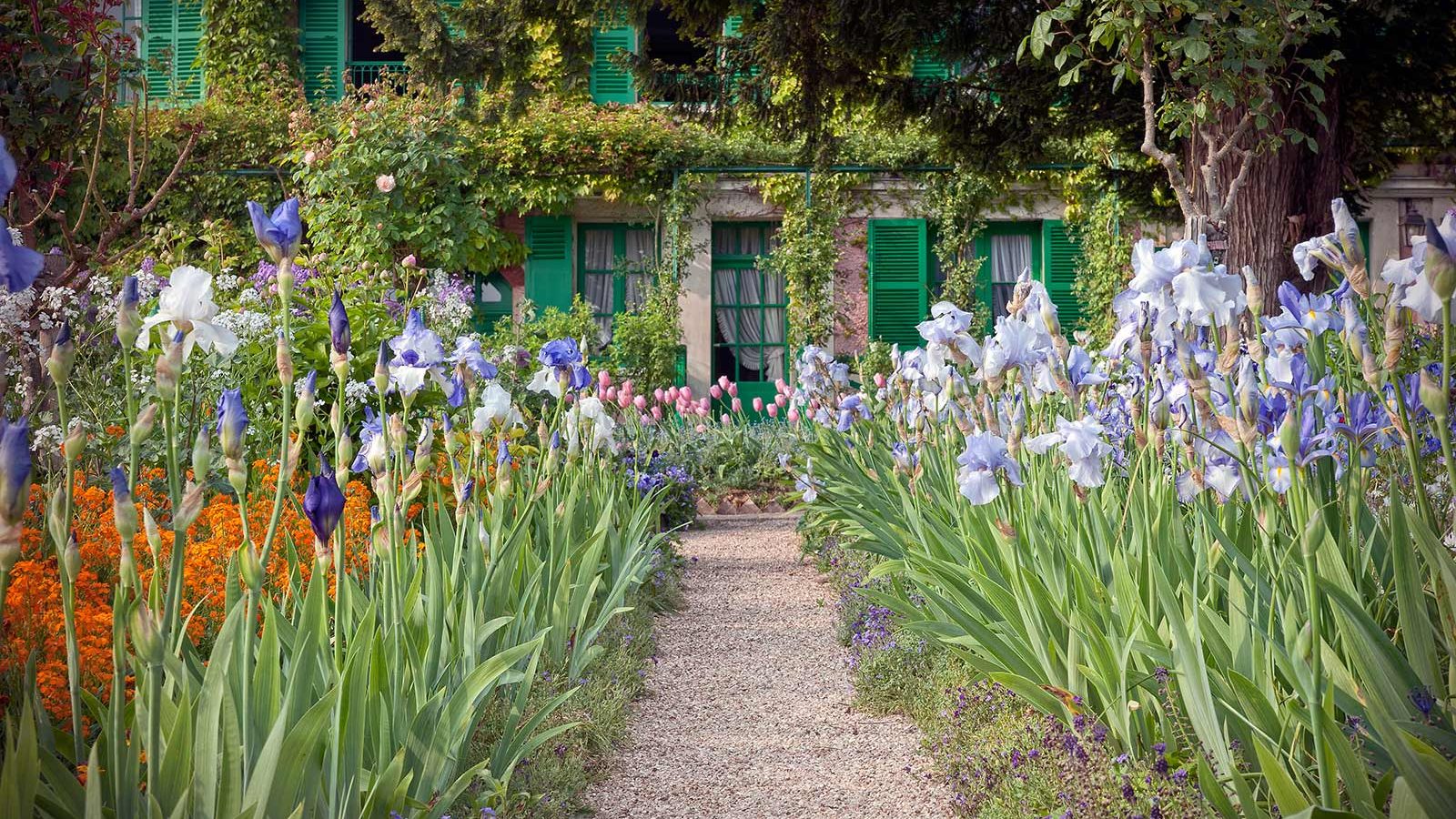 claude monet's house and garden giverny
