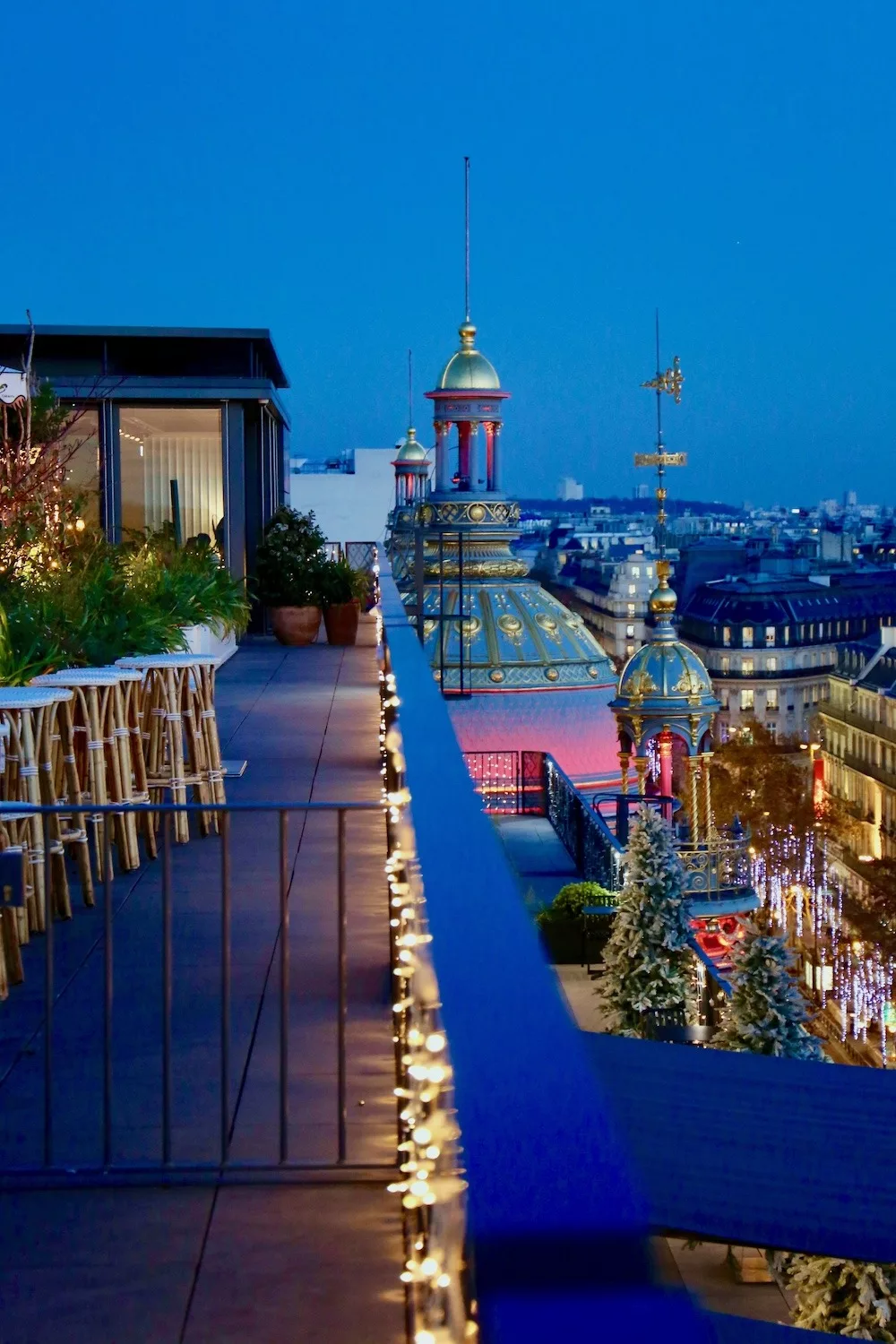 Indulge in Luxury Experiences During the Holiday Season in Paris