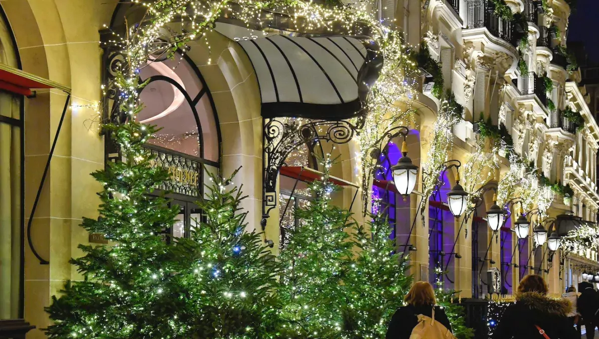 Indulge in Luxury Experiences Over the Holiday Season in Paris