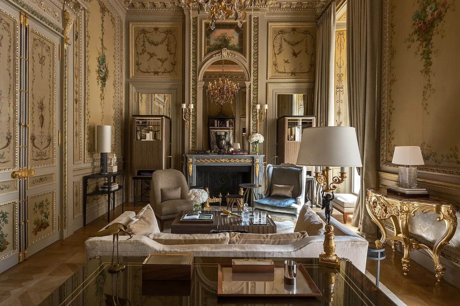 guide to palace hotels in paris hotel de crillon
