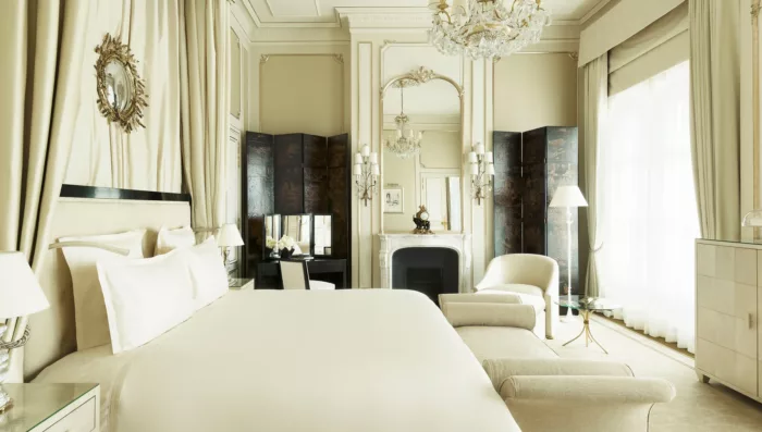 can you visit coco chanel apartment